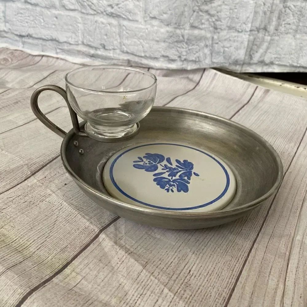 Vintage Appetizer plate w/curved handle and glass bowl for dipping sauce